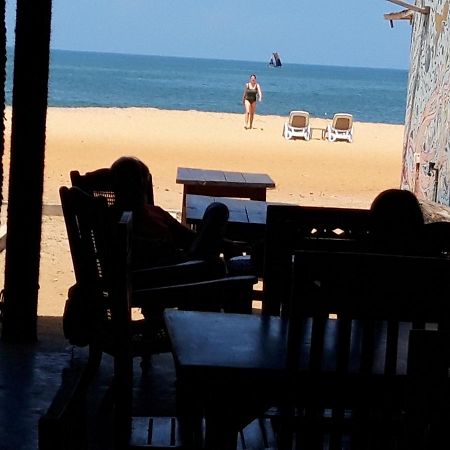 The Sea House Hotel Kudapaduwa Ngoại thất bức ảnh