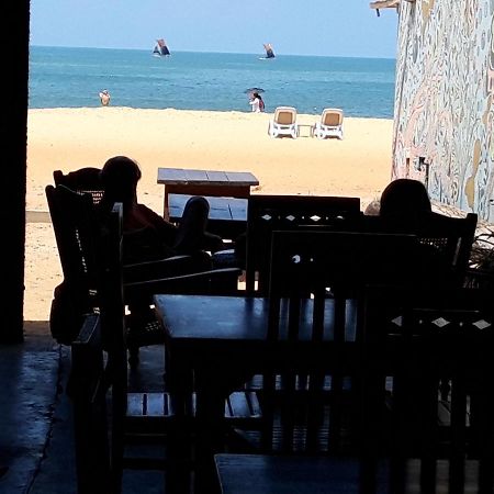The Sea House Hotel Kudapaduwa Ngoại thất bức ảnh