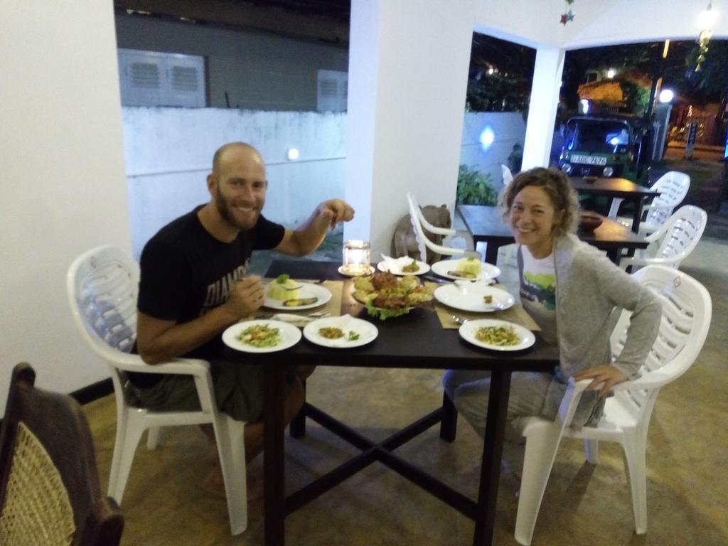 The Sea House Hotel Kudapaduwa Ngoại thất bức ảnh