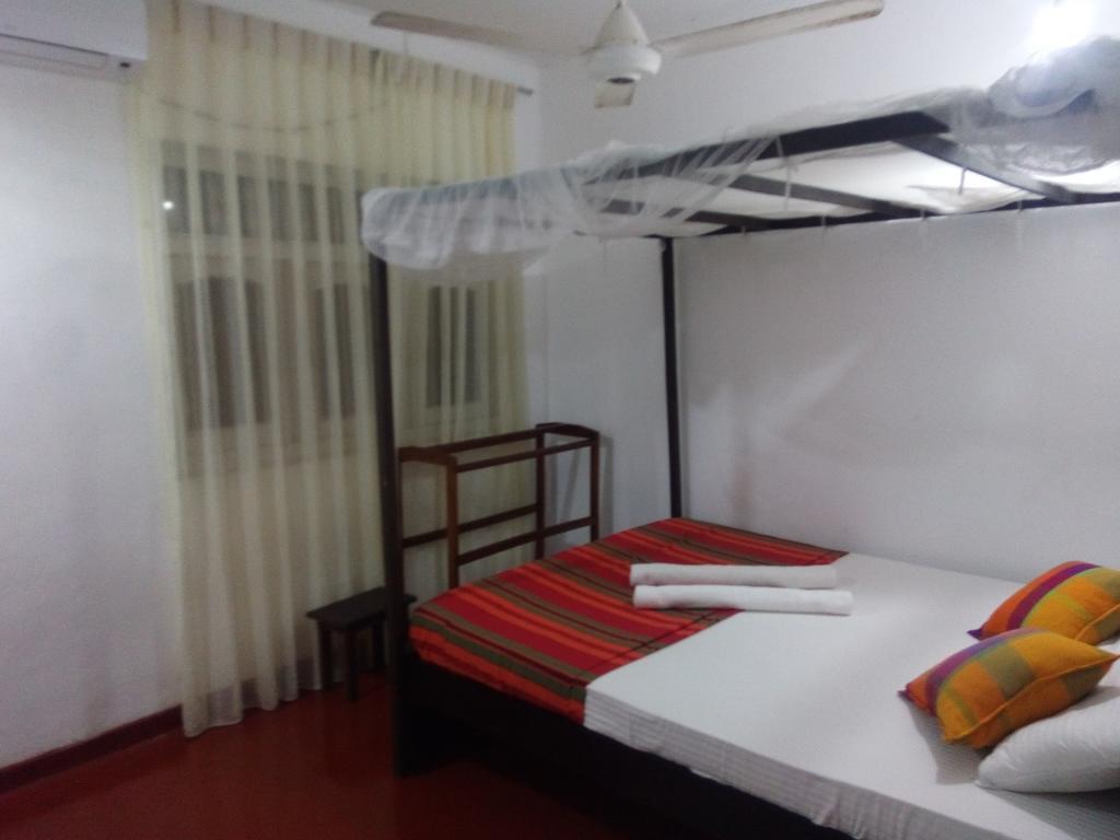 The Sea House Hotel Kudapaduwa Ngoại thất bức ảnh